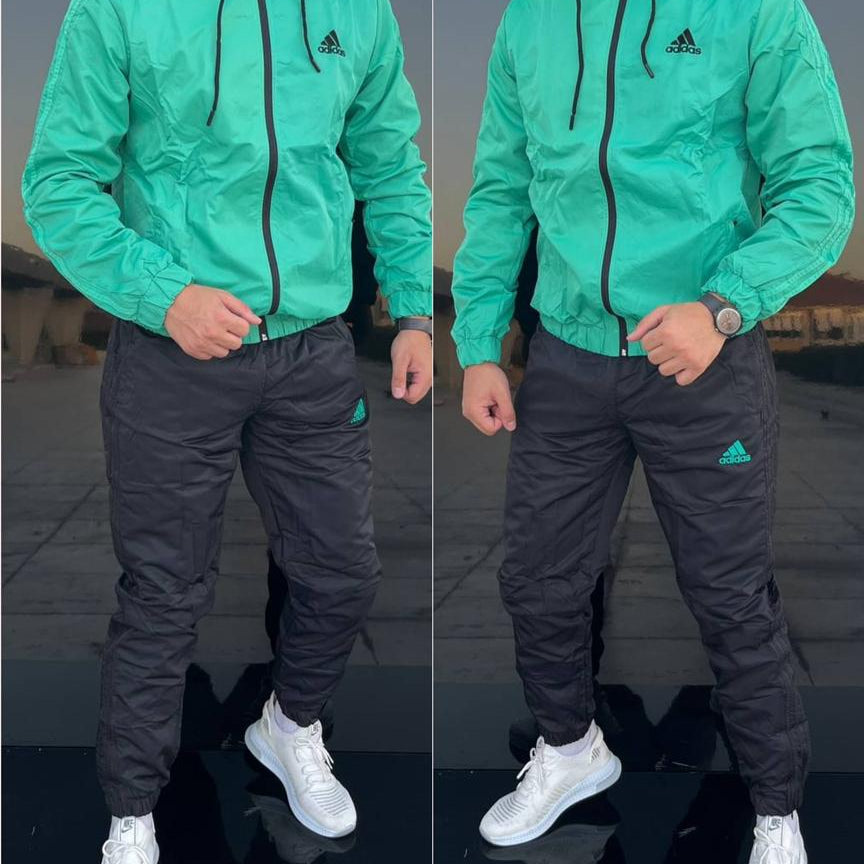 ملابس أديداس الرياضية