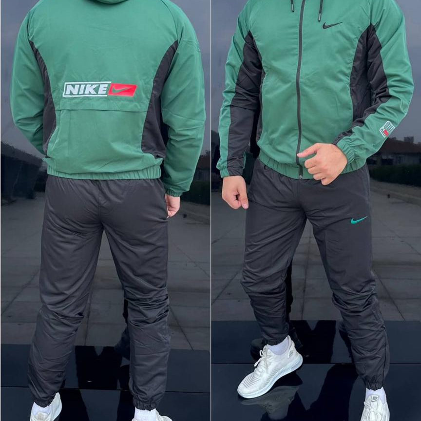 ملابس نايكي الرياضية